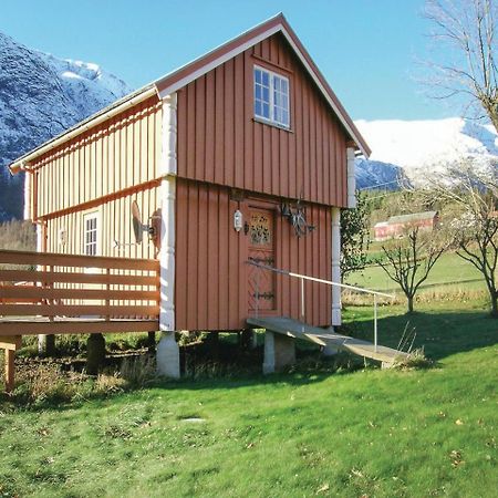 Beautiful Home In Eresfjord With Kitchen Overas Exterior photo